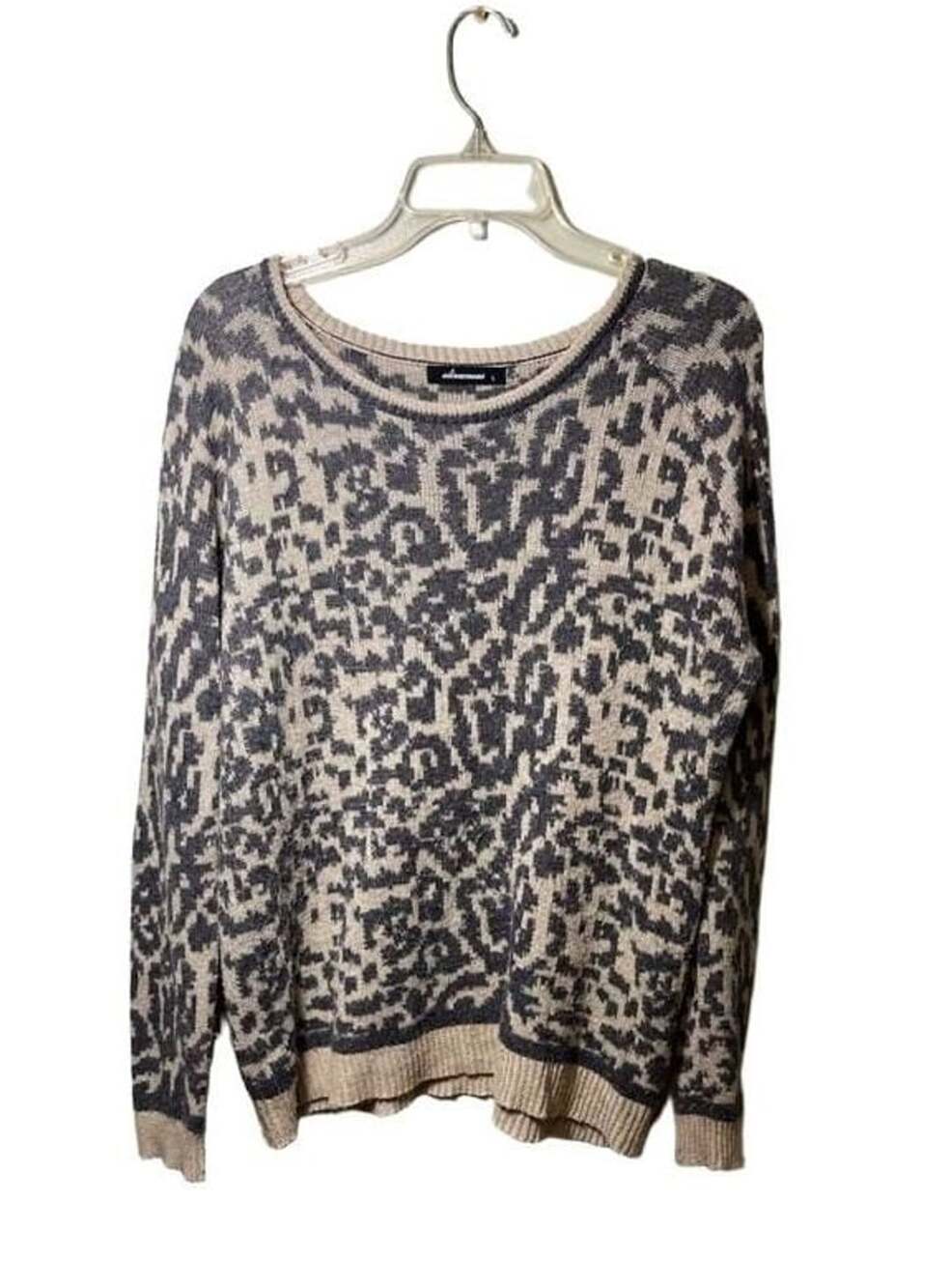 Olivaceous Leopard Print Sweater Size L Angora Blend Knit Animal Knit Pullover